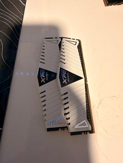 XPG AData Ram 16gb DDR4 3000mhz