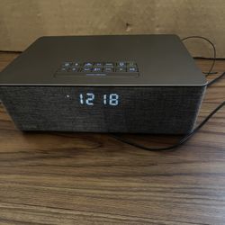 iHome IBT233V2 Bluetooth Dual Alarm Stereo Clock Radio w/ Dual USB Charging. $20 Firm On Price