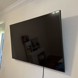 LG 55” TV LED 4K HUD (new 3 months old)