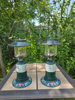 2 Coleman Propane Lanterns + 7 New Mantles