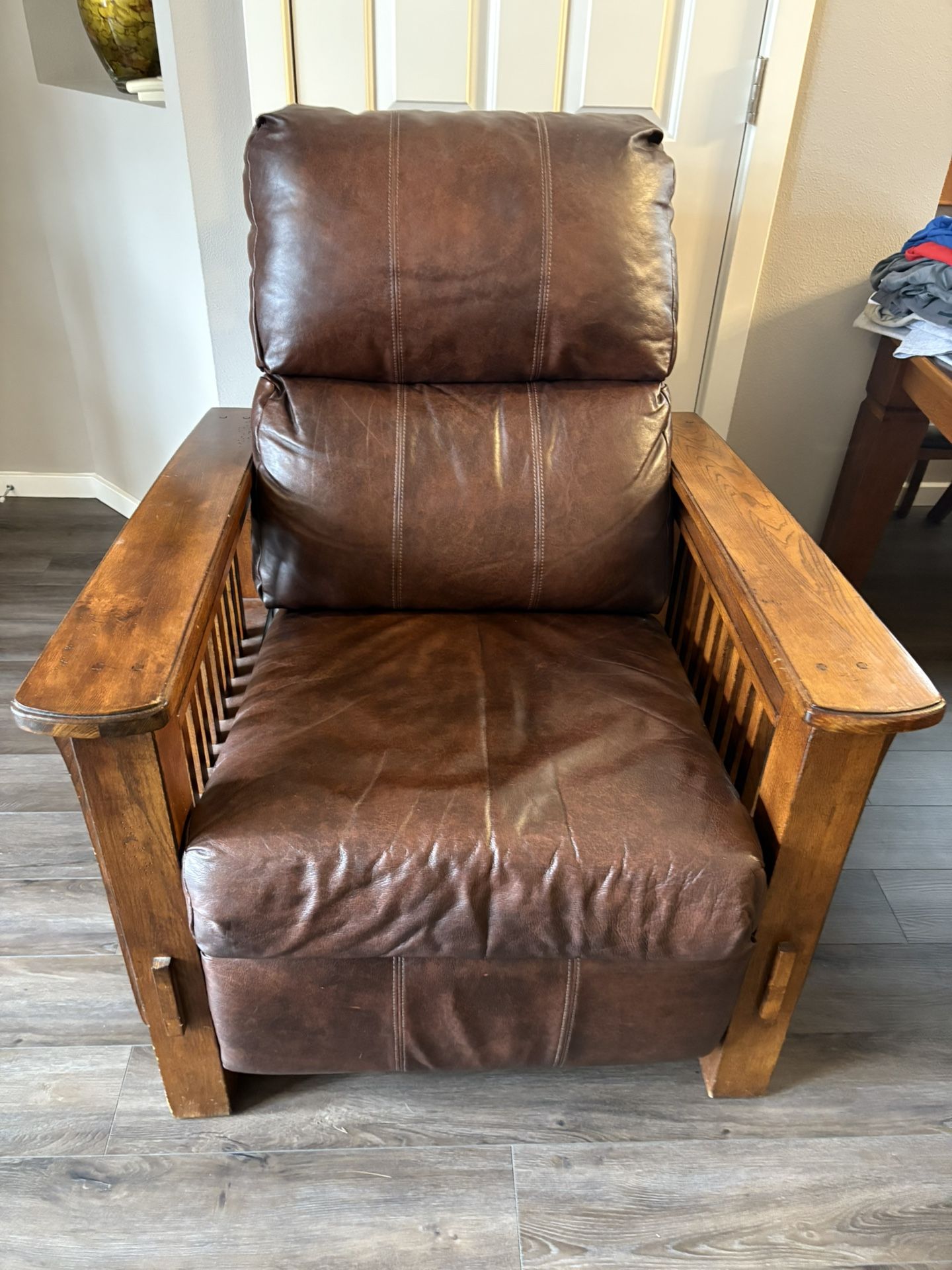 Mission Craftsman’s Wood & Leather Recliner
