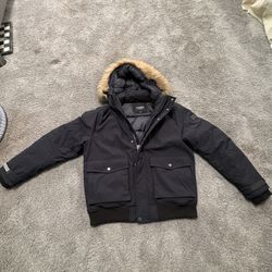 guess puffer jacket 