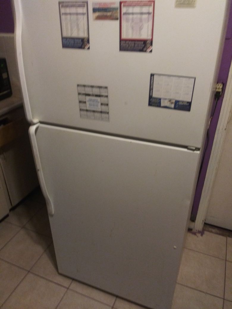 Refrigerator and stove for Sale in Houston, TX OfferUp