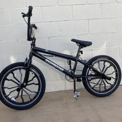 20” Mongoose Rebel Freestyle Bmx Bike 