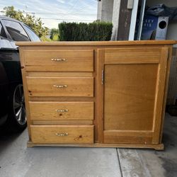 Solid Wood Dresser / Storage Cabinet with 4 Drawers $120 OR BEST OFFER