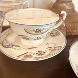tea cups