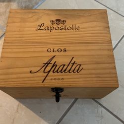 Lapostolle Wine Box