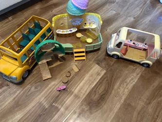 Calico critters bundle all for the price see pictures for details