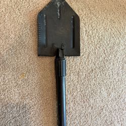 Vintage Army Entrenching tool