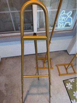 Selling - bundle Balloon Arch Columns and Easel stand.  Assembled, excellent condition.