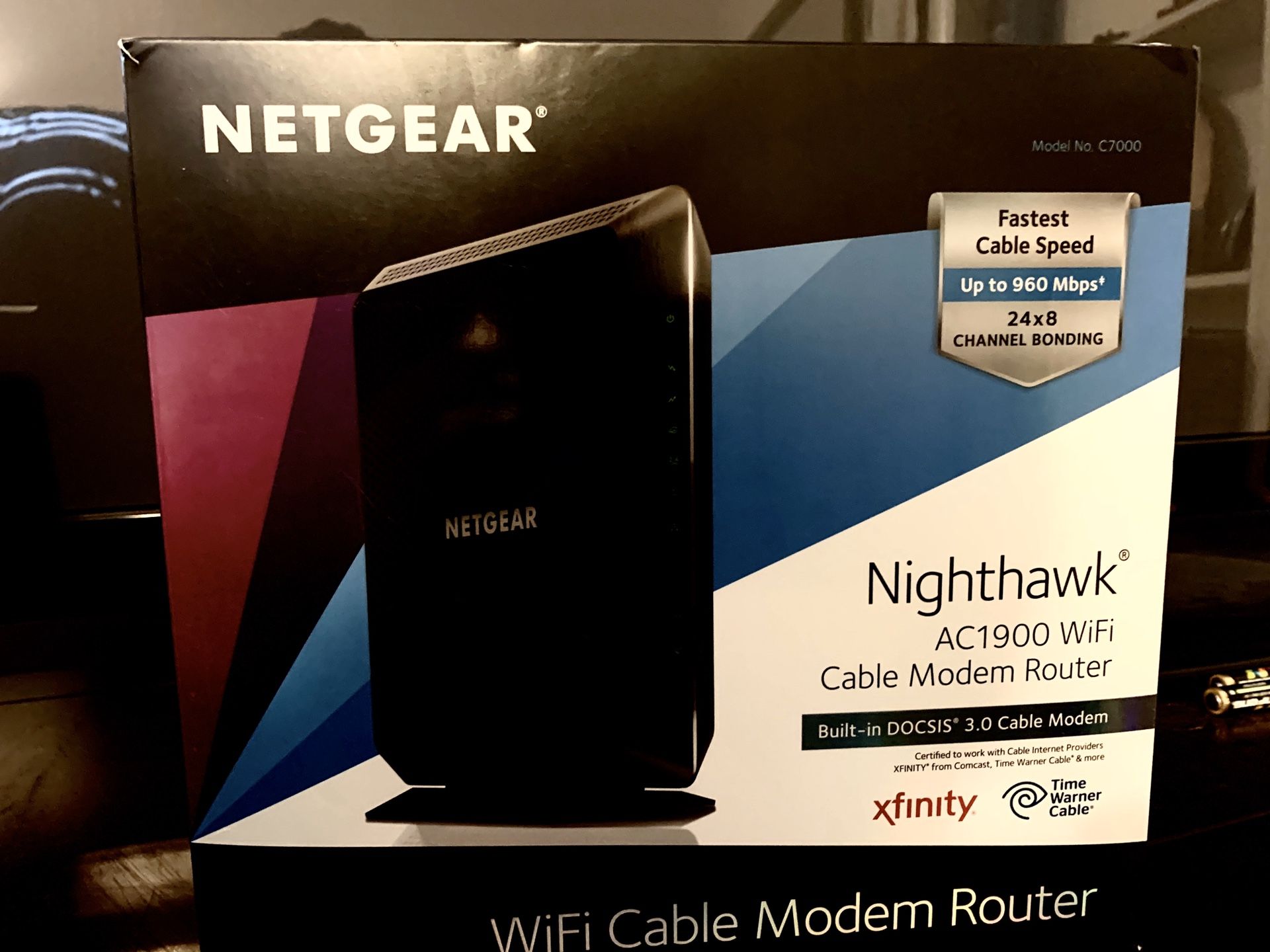 NETGEAR NIGHTHAWK Cable Modem Router - Like new