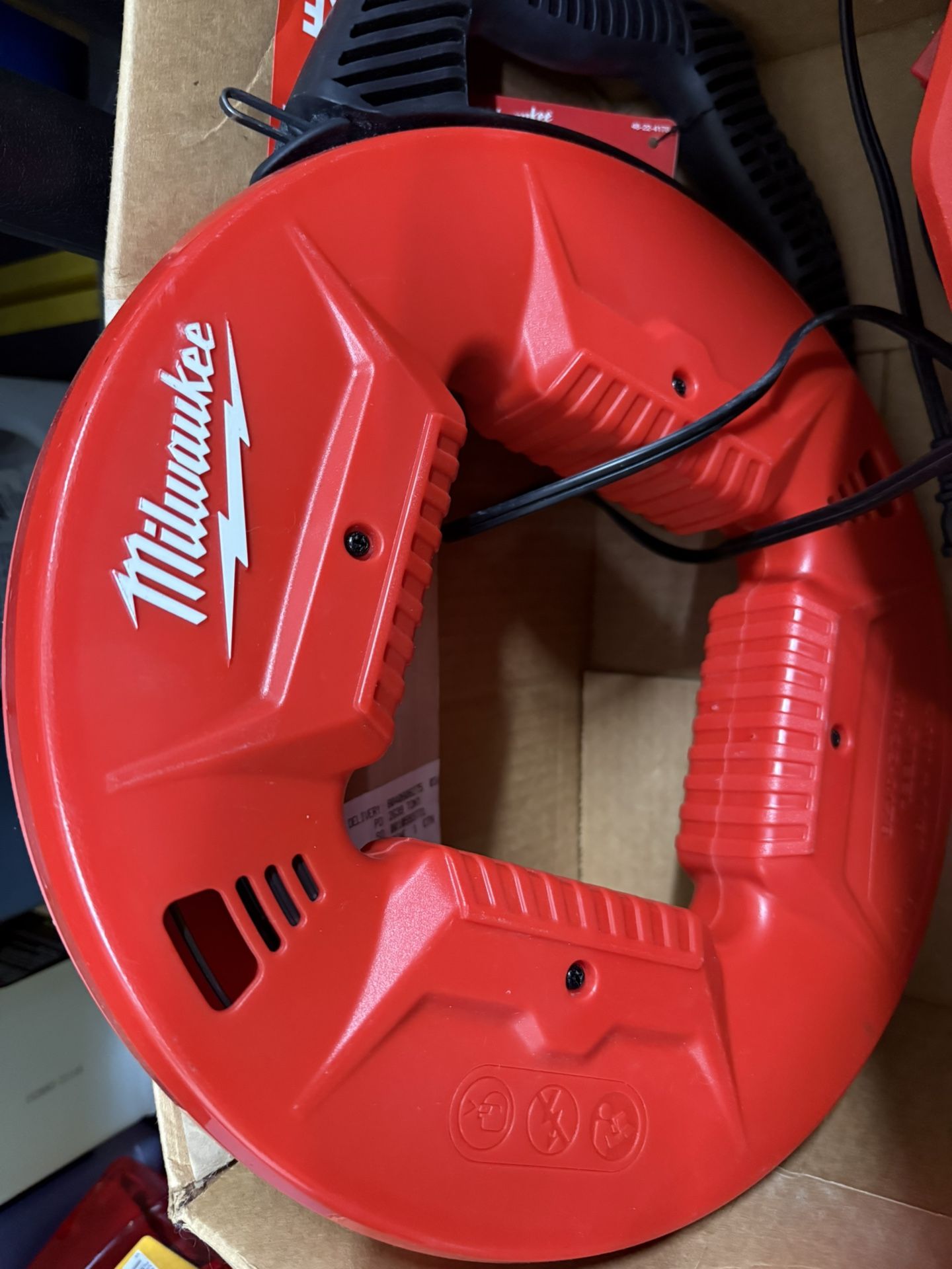 MILWAUKEE Steel Fish Tape 1/8"240ft