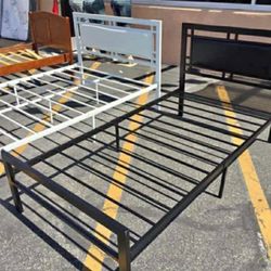 TWIN SIZE MATAL BED FRAME