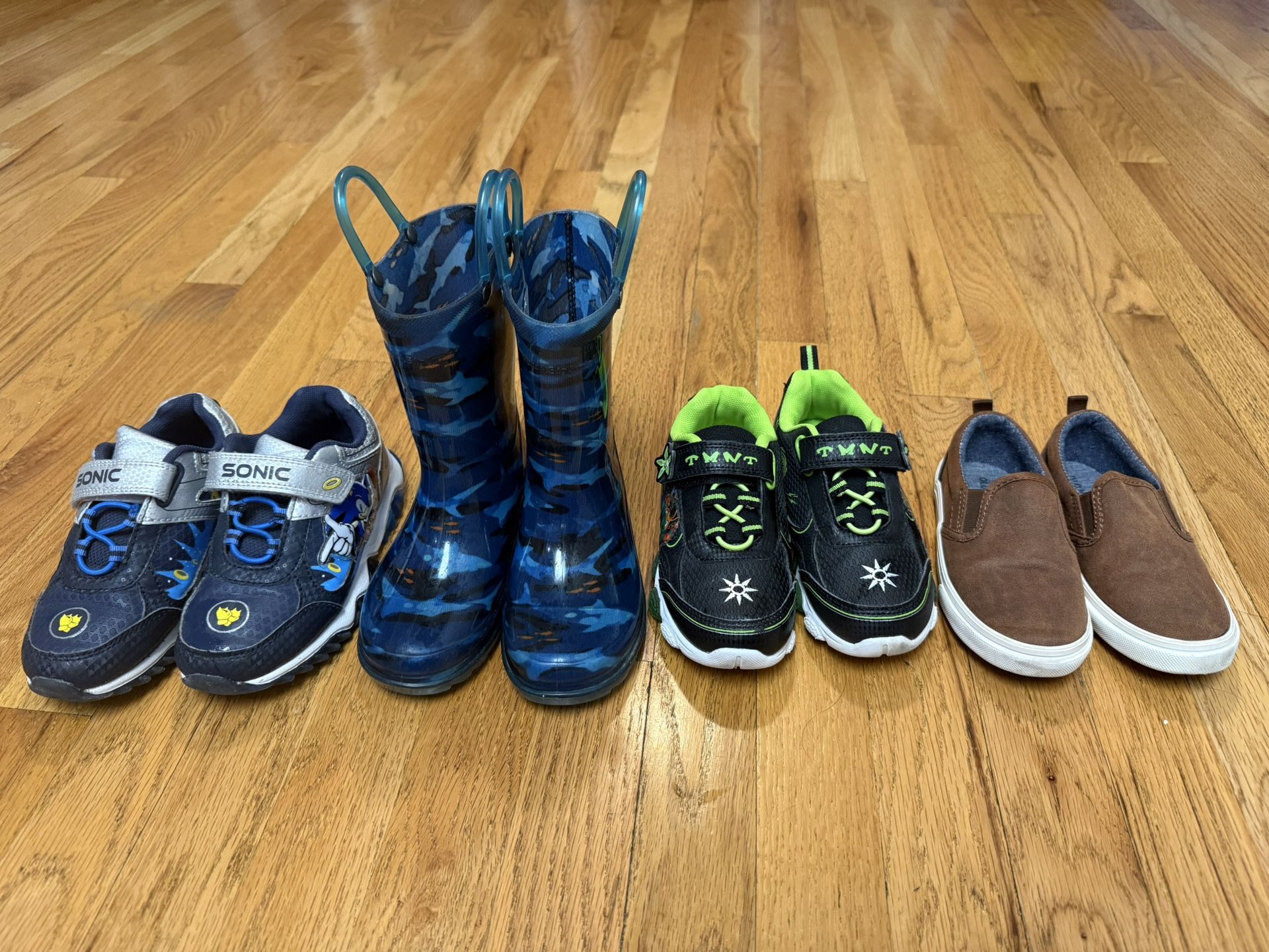 Kids Light Up Shoes/boots And Slip Ons Sonic The Hedgehog & Ninja Turtles $5each Pair