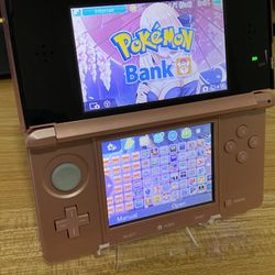 Nintendo 3ds in Pink bundled w/ 64gb SD, Stylus and Charger