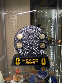 Portamonedas calendario azteca  FIFA, México, 2026‼️‼️ no incluye monedas, sólo la base‼️‼️