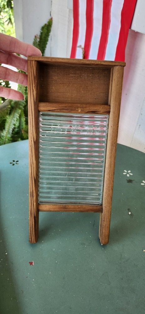 Small Vintage Wooden Washboard W/ Glass