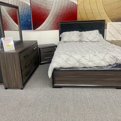 4pc Queen Size Bedframe Set $899