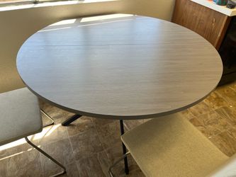 Light Gray Dining Round Table