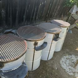 ASADOR DE BARRIL/ BBQ PIT OF BARRELl