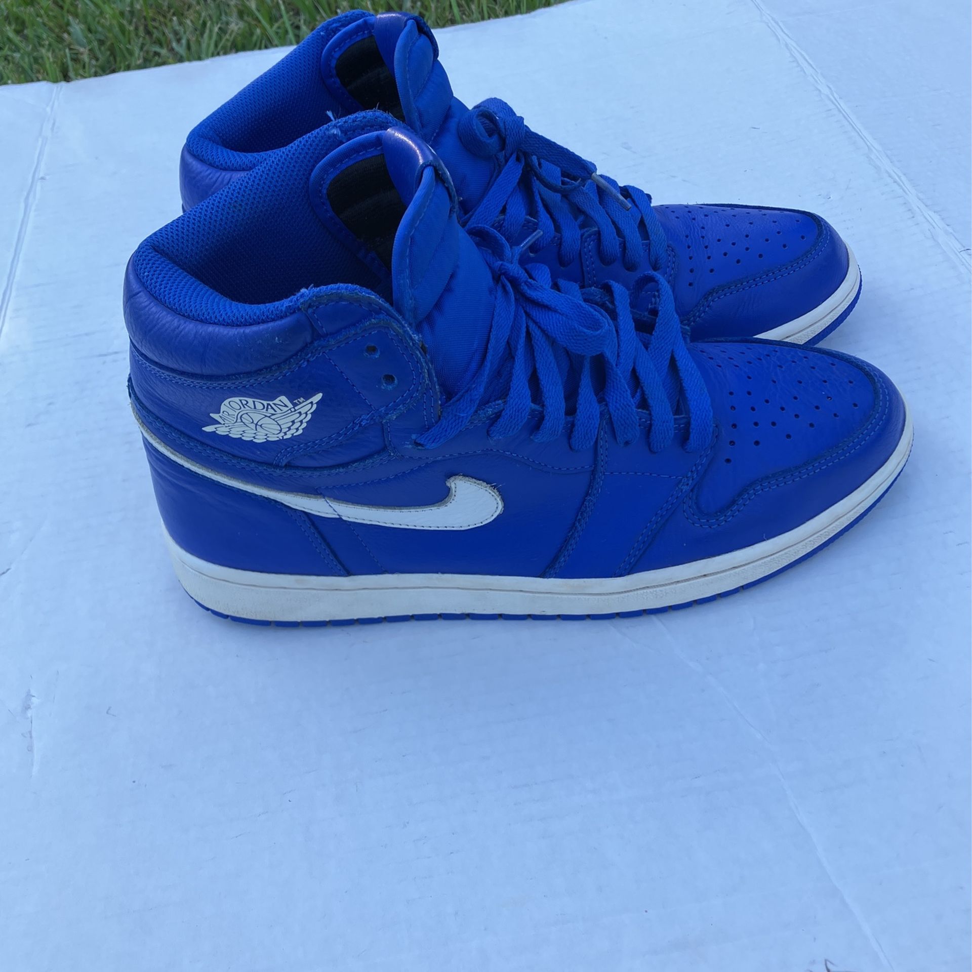 Nike Air Jordan 1 Authentic Excellent Condition