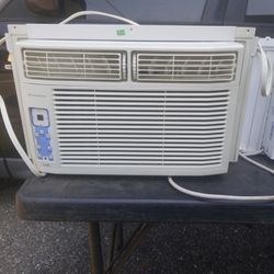 a/c 5200 btu s