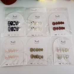 Size XS salon quality push on/press on nails (price for each pair)