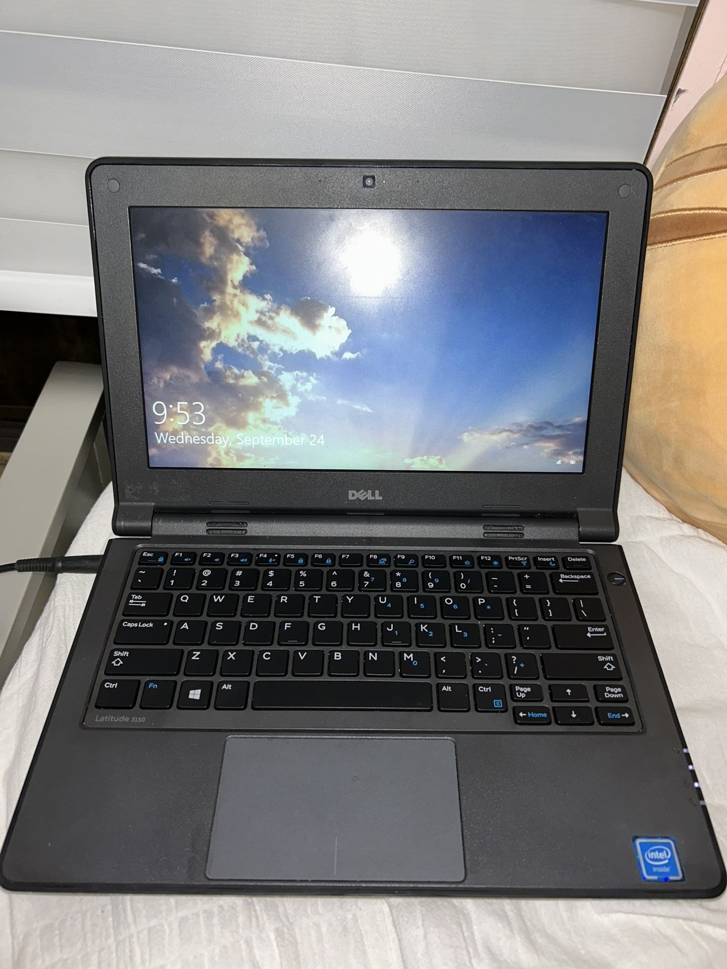 Dell Latitude 3150 Laptop with Charger – Ready to Use