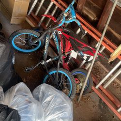 2 Kids Bikes