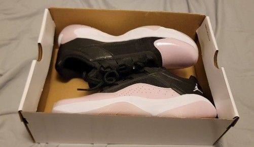 Jordan 11 Low Cmft Sz9.5