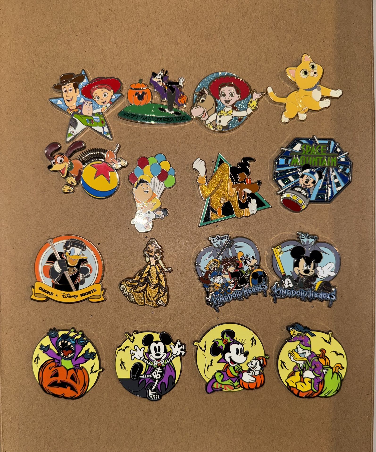 Disneyland Disney Trading Pins