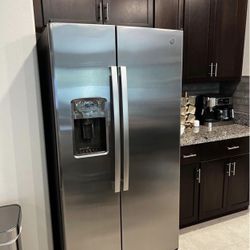 36” Refrigerator 