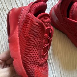 Toddler Nike max Air 270 Size 8 C