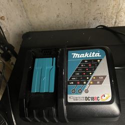 Makita Battery Charger