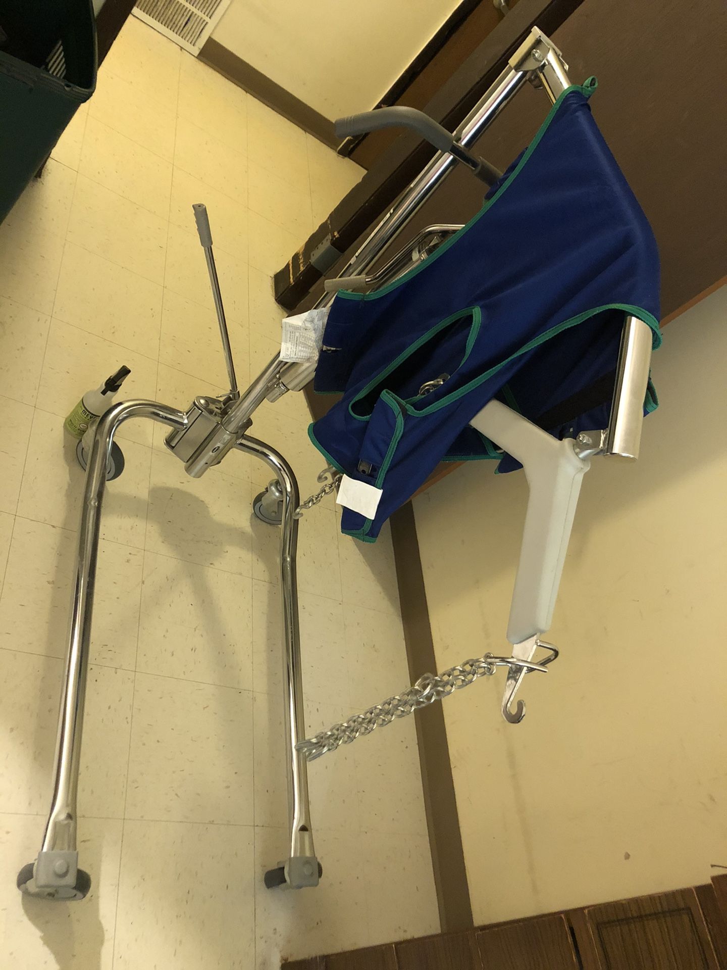 Invacare 9805 Hoyer Lift With Sling Never Used