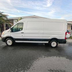 2019 Ford Transit