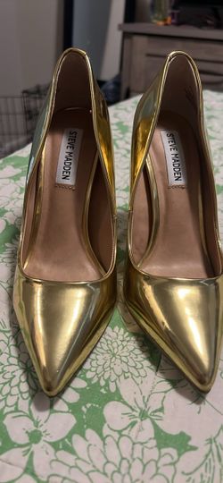 Steve Madden Gold Metallic Pointed-Toe Heels