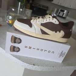 Custom Travis Labubu Jordan Low 