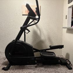 NordicTrack Airglide 141 Elliptical 