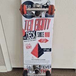 Skateboard 