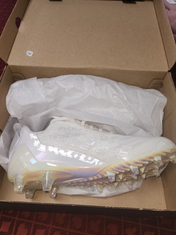 Football Cleats ( Sizes 7,, 8, 8.5,9,,)
