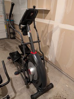 Schwinn 430 Elliptical