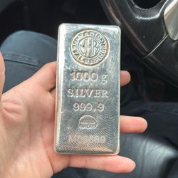 1 Kilo Of Silver 