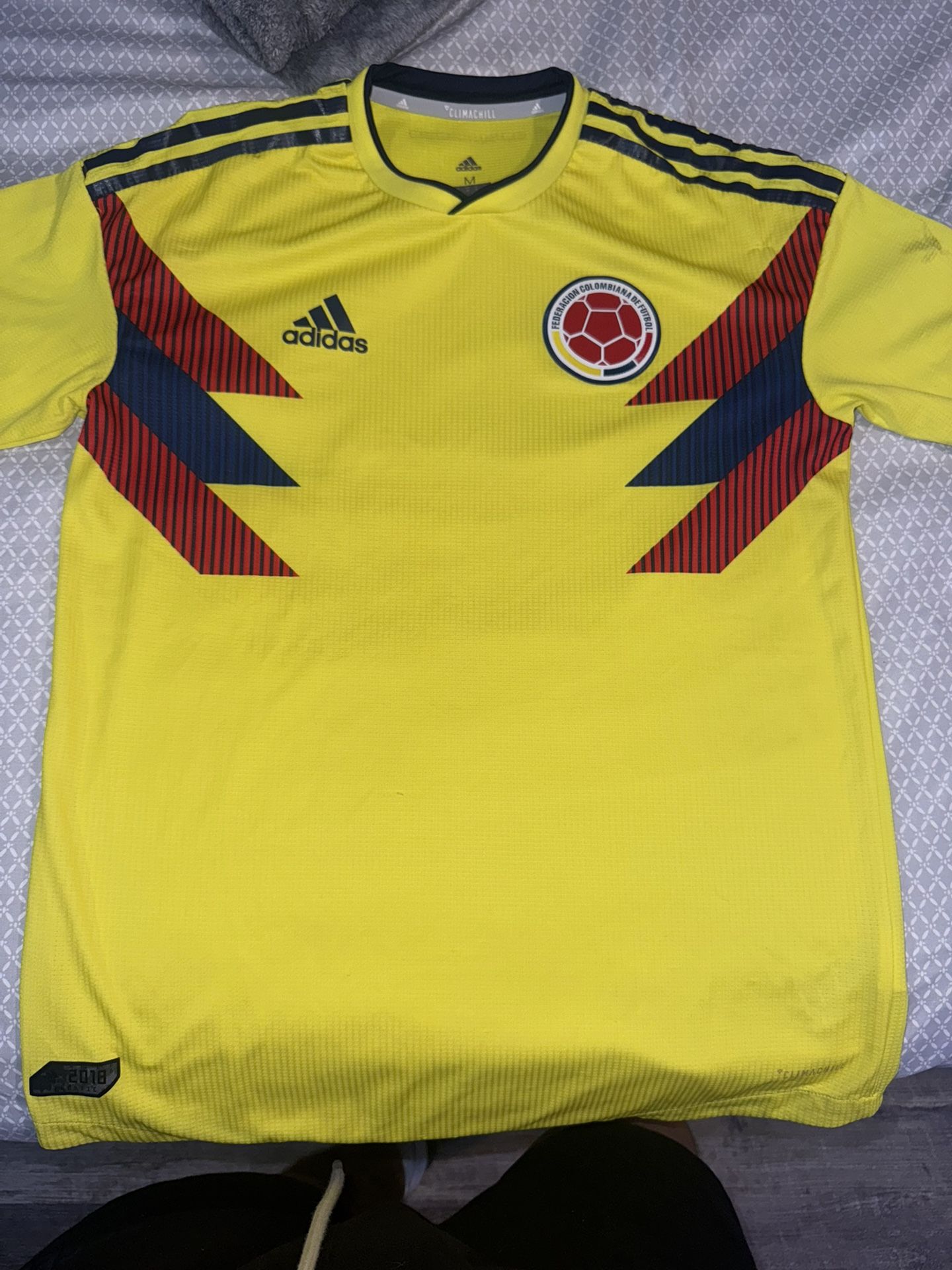 Men’s columbia soccer jersey