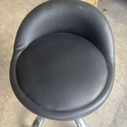 Nail Tech stool
