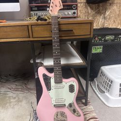 Squier Jaguar Limited Edition Classic Vibe Shell Pink