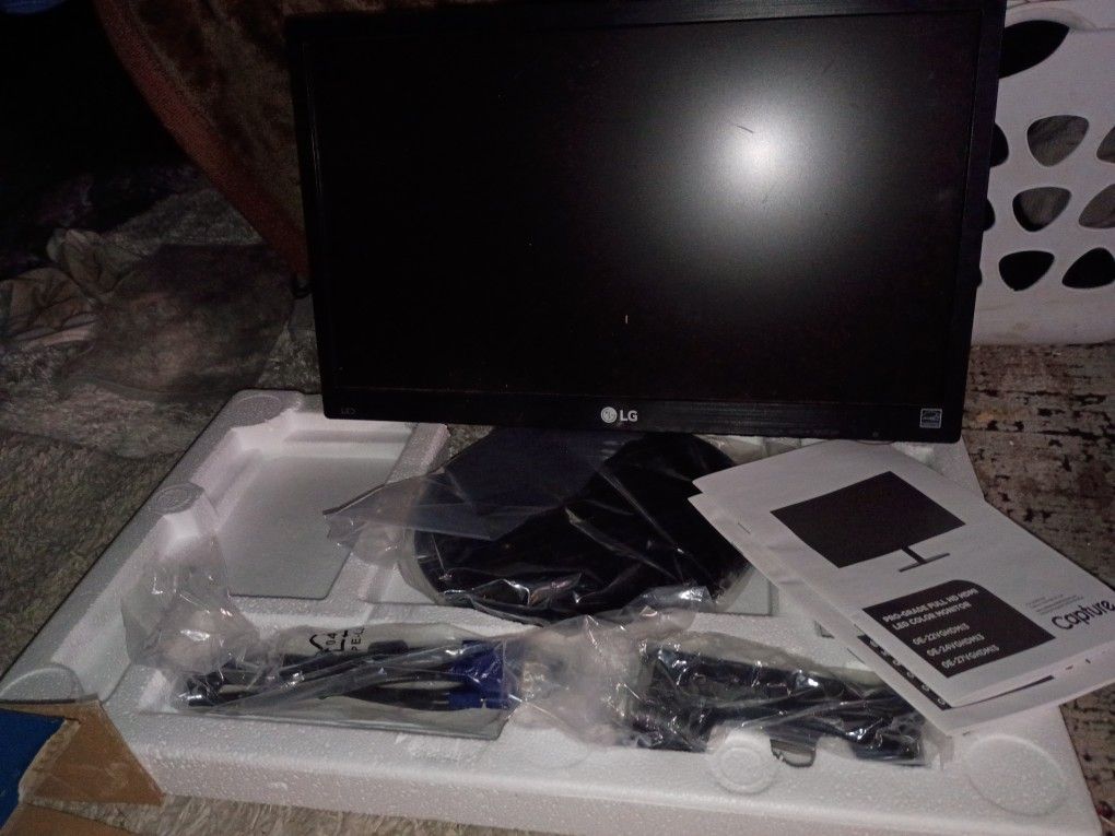 Capture 0E-24LED3 24" Select Series BNC Frameless LED Monitor