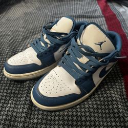 Jordan 1 Low Size 10