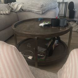 Round Coffee Table 