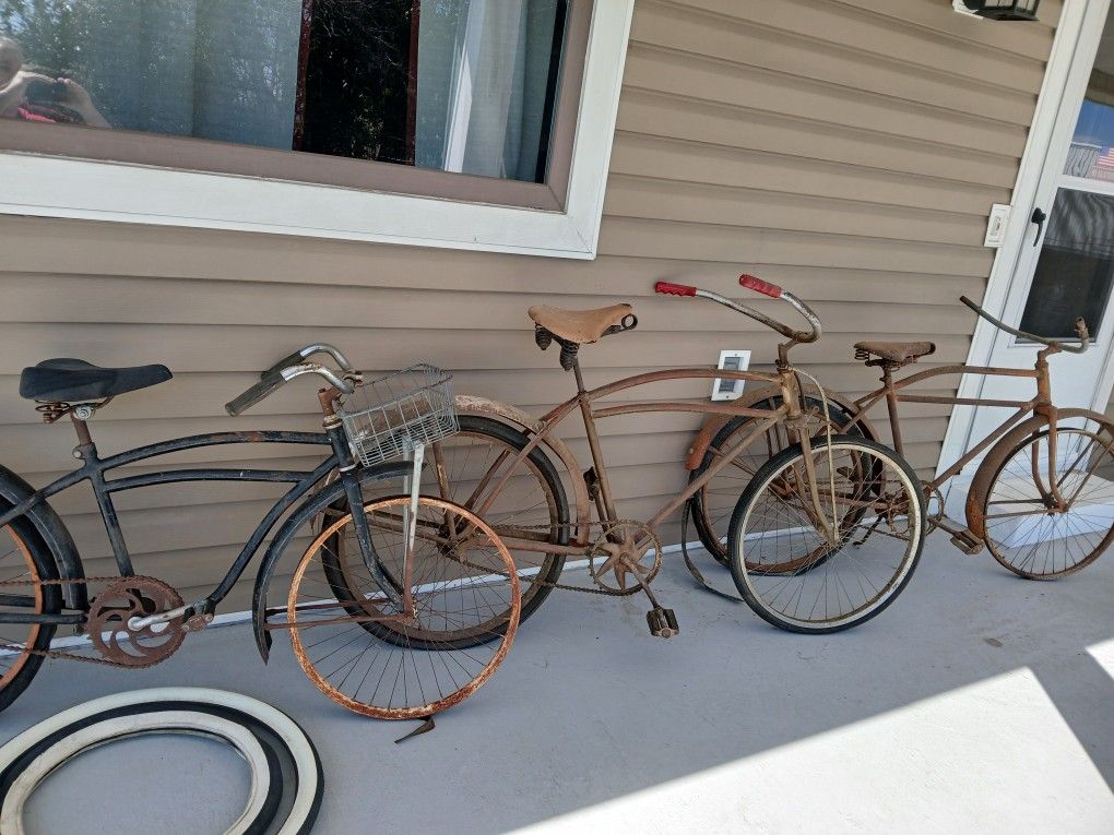 Old Vintage Prewar Bicycle lot